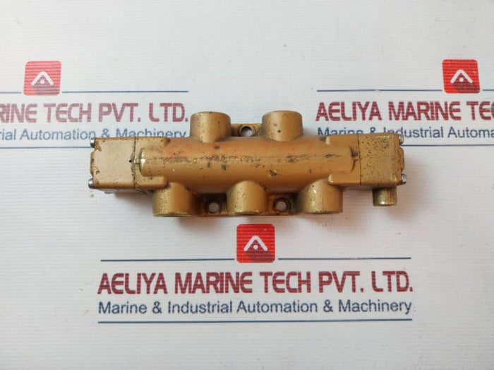 Versa Products Vsp-4402 5Way Pilot Air Control Valve 600.32.09.07