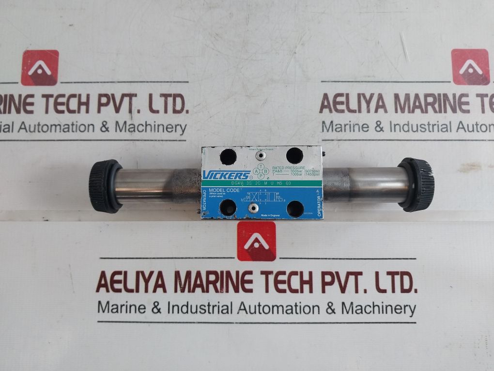 Vickers Dg4V 3S 2C M U H5 60 Solenoid Operated Directional Valve