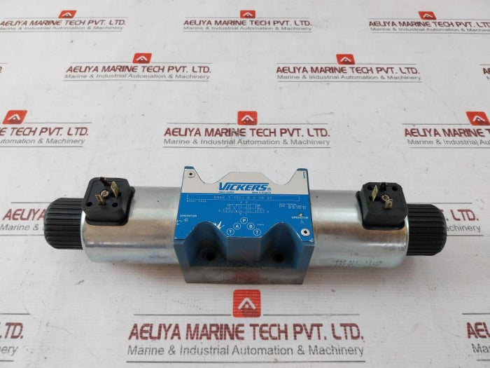 Vickers Dg4V 5 56Cj M U H6 20 Directional Control Valve 944919 24V Dc 39W