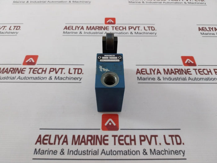 wabco-3630070010-lever-pneumatic-directional-valve