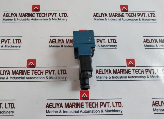 Wabco 3722250220 Pneumatic Valve 542 030 922 0