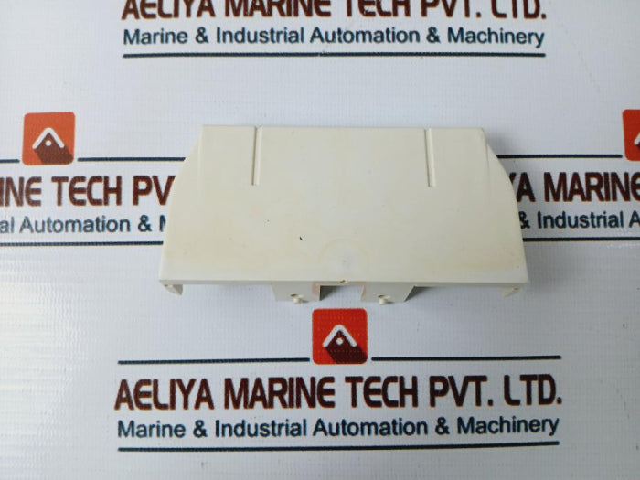 Lot Of 10X Wiremold 40N2F20Wh Non-metallic End Fitting 40N White