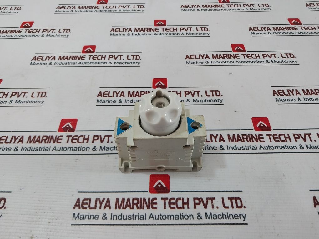 Wohner 25A 500V Fuse Holder
