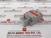 Yamatake 1Lx5001 Explosion Proof Raintight Switch 5A-250Vac