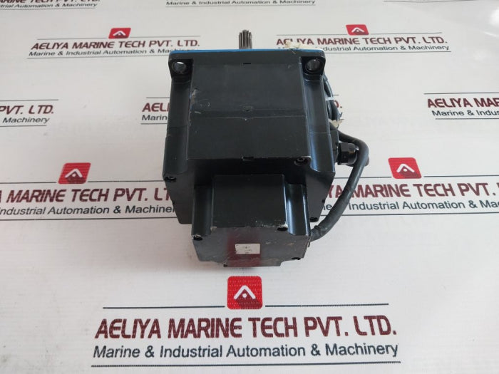 Yaskawa Electric Sgmp-08Awyr32 Ac Servo Motor