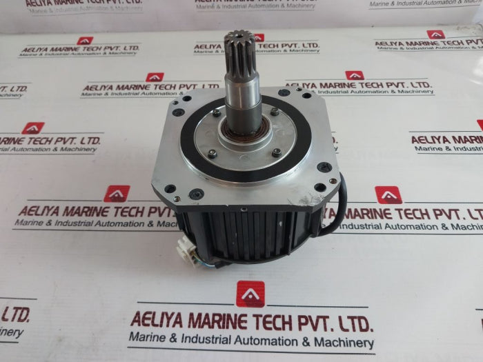 Yaskawa Electric Sgmrs-06A2B-yr21 Ac Servo Motor (Used)