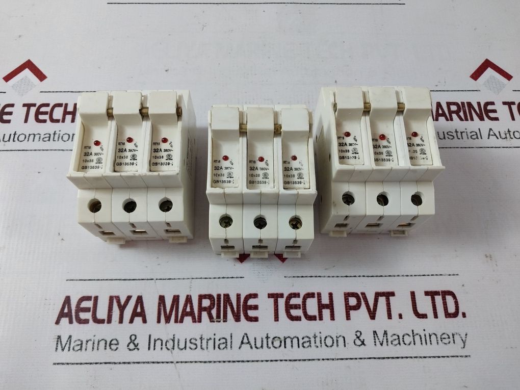 Yinrong Rt18-32 Gb13539.1/2 Fuse Holder Base