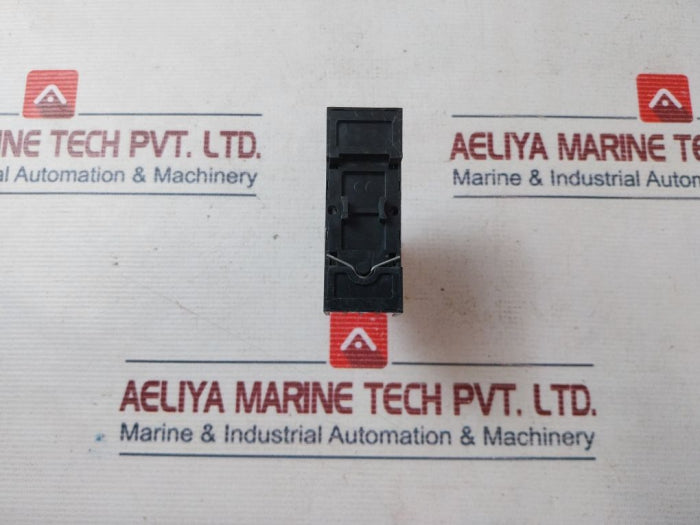 Yong Sung Ysst-m4 Small Timer With Base Pt78740