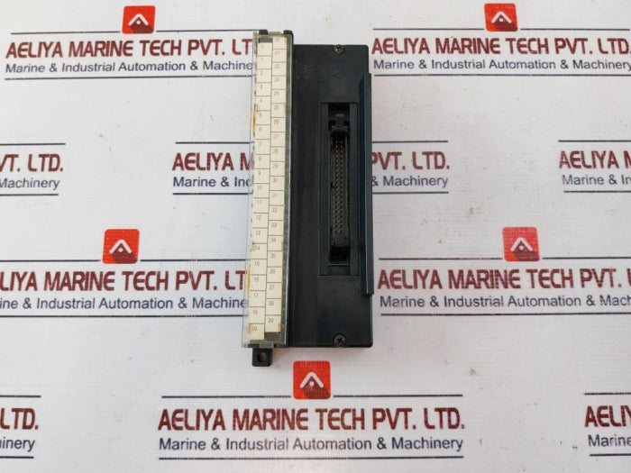 Yoshida Electric Ps7D-40V4 Terminal Block 1A 125V