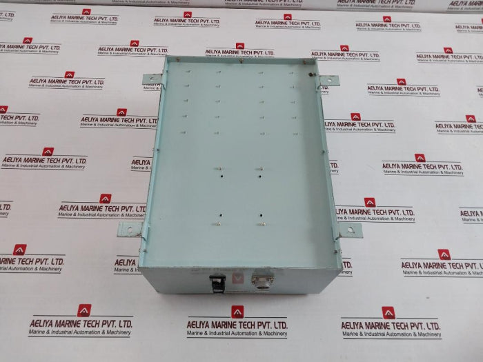 Yuken Kogyo Ispp-100-100-10 Intrinsically Safe Power Pack Ac100V 50/60Hz Dc 12V